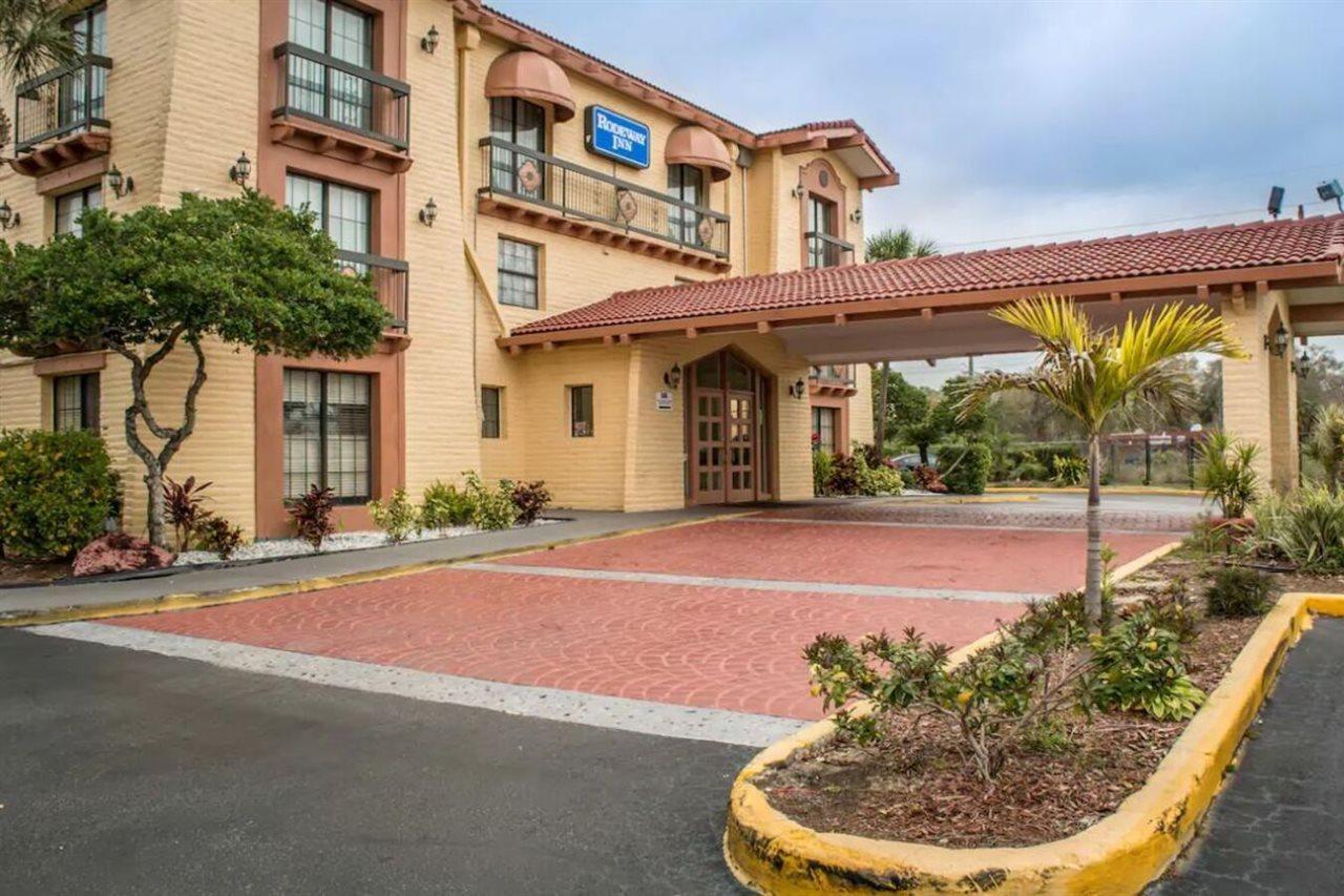 Rodeway Inn Near Ybor City - Casino Tampa Exterior photo