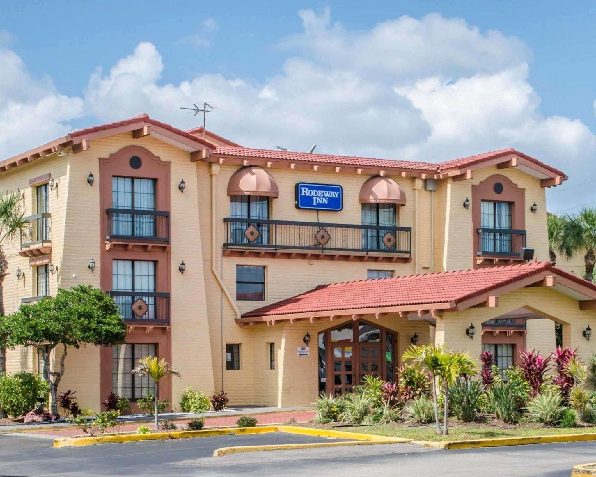 Rodeway Inn Near Ybor City - Casino Tampa Exterior photo